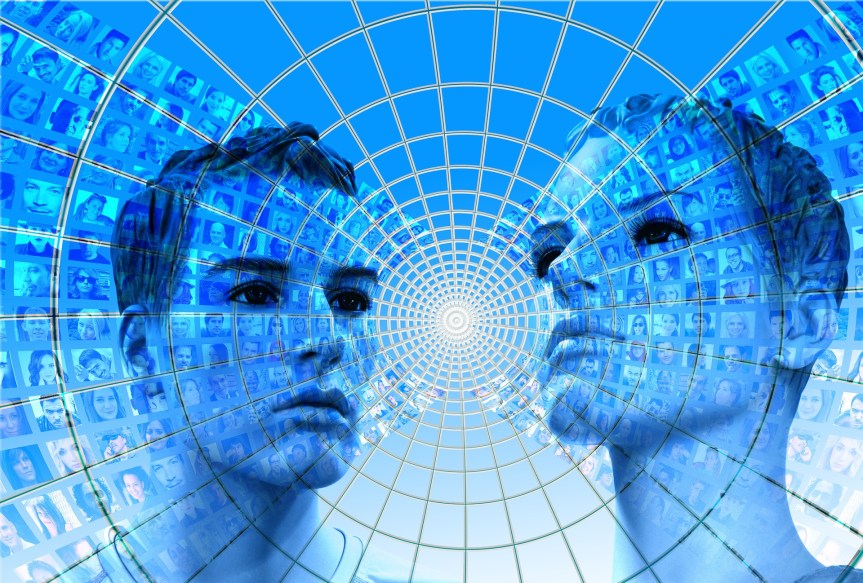 facebook social-media-862133_1920